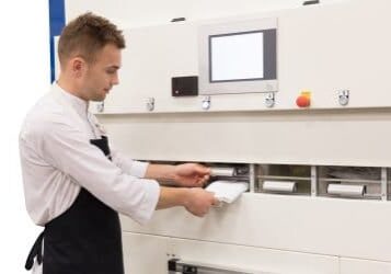 Sizer - Cees kleding uitnemen (slagerskleding) (34)